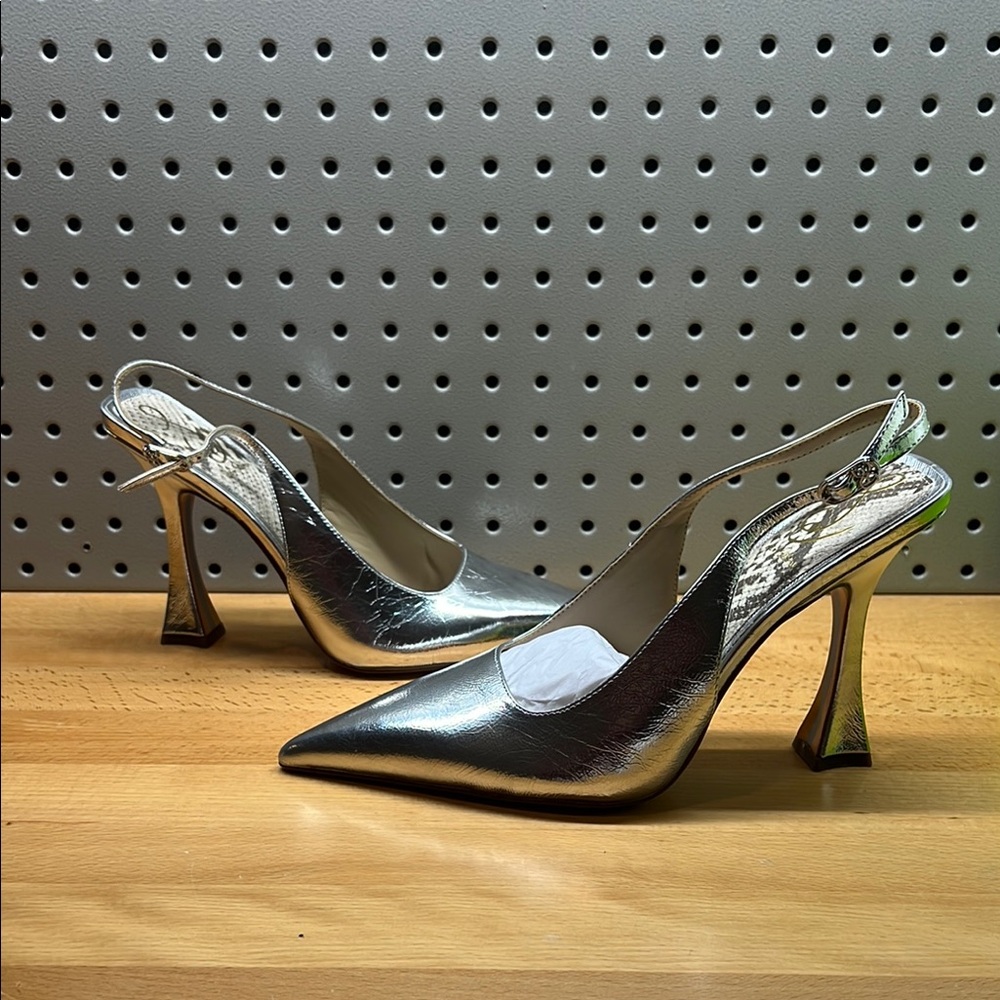 ODETTE SLINGBACK PUMP by Sam Edelman